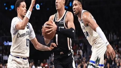 遠藤航初戰數據出色：防禦成功率高達4次，傳球準確率87%，表現評分6.5分。