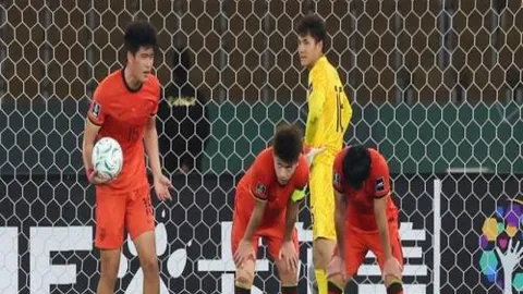 雷迪克火力全开，湖人攻势如潮，魔术师盛赞！